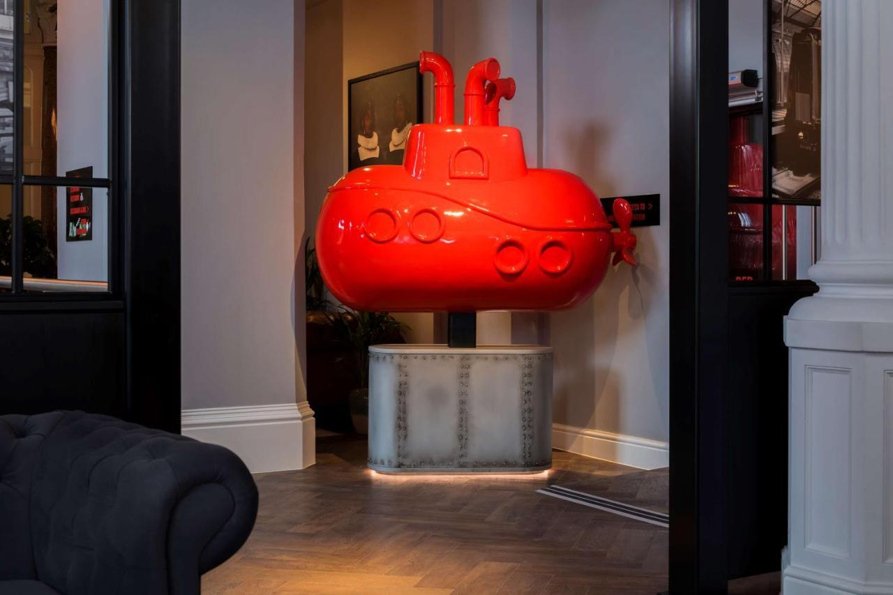Radisson Red Hotel, Hotel 4*