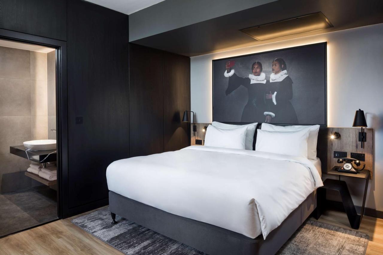 Radisson Red Hotel, Hotel 4*