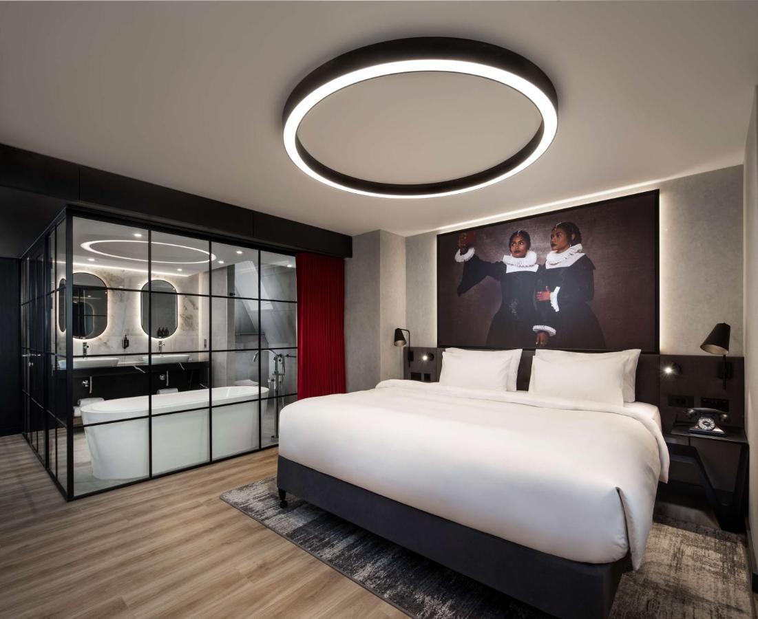 Radisson Red Hotel, Liverpool